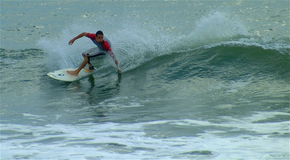(19) Dscf3869 (bushfish - morning surf 1).jpg   (1000x554)   230 Kb                                    Click to display next picture